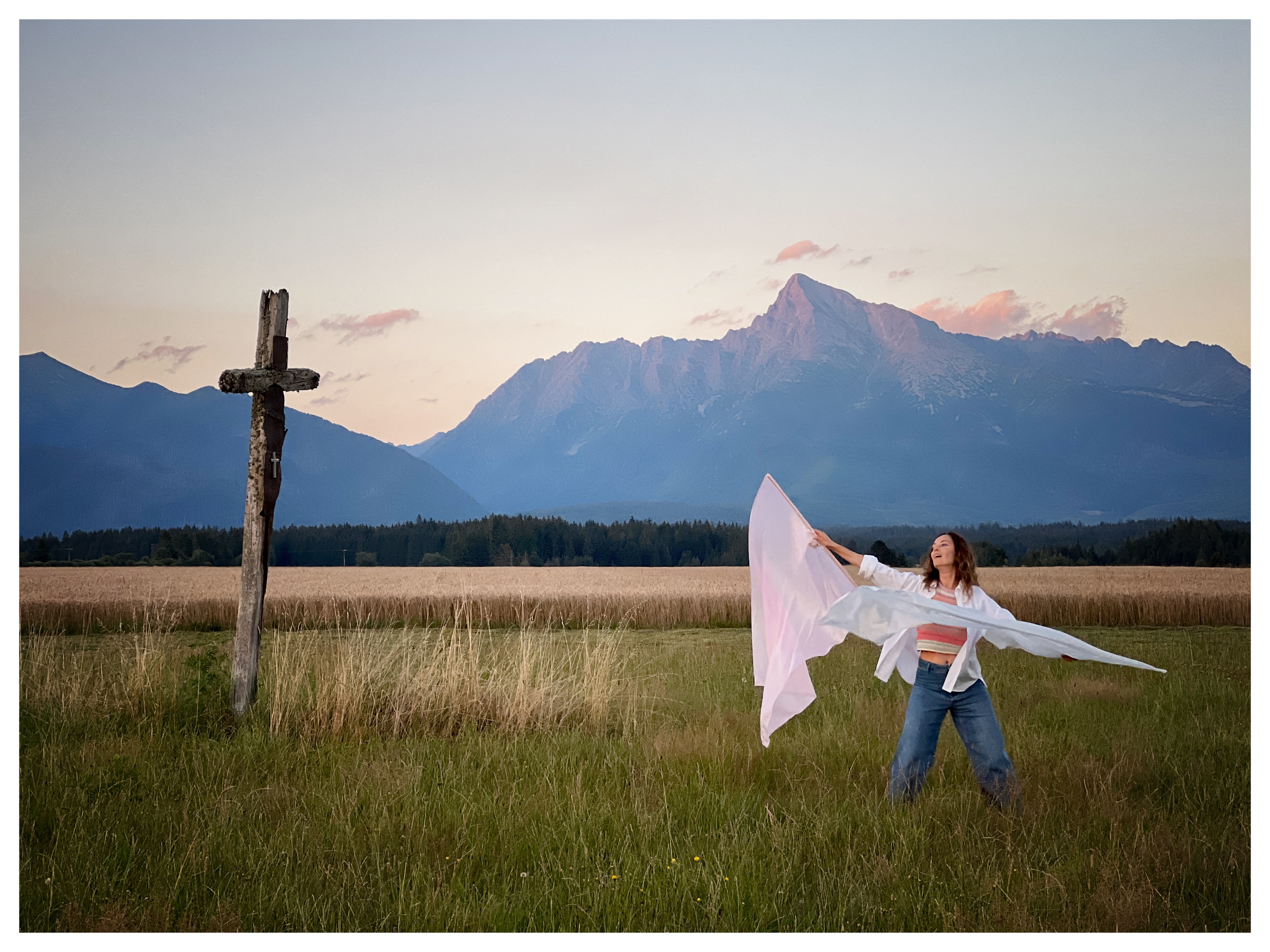 Mária Podhradská zo Spievankova si vás získa novým videoklipom. V Trenčíne ju čaká vianočný koncert