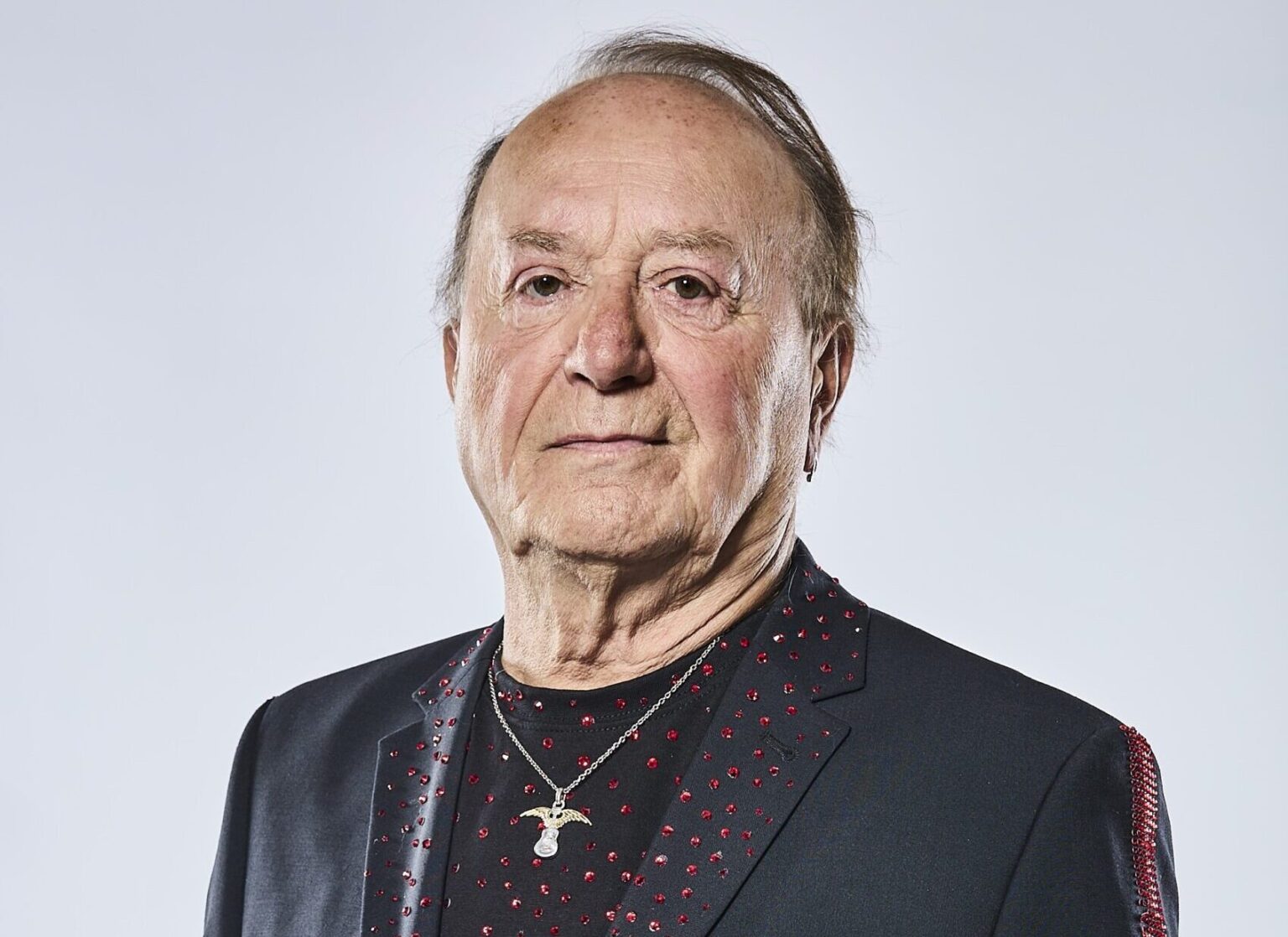 Gitarista a spevák Petr Janda je 60 rokov lídrom skupiny Olympic. Foto: M. Třešňák