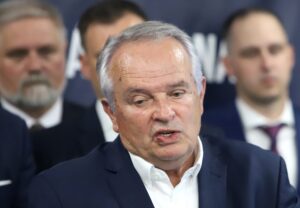 My Slovania sa spojíme a urobíme zo západnej Európy trávnik, vyhlásil na pôde europarlamentu poslanec Radačovský