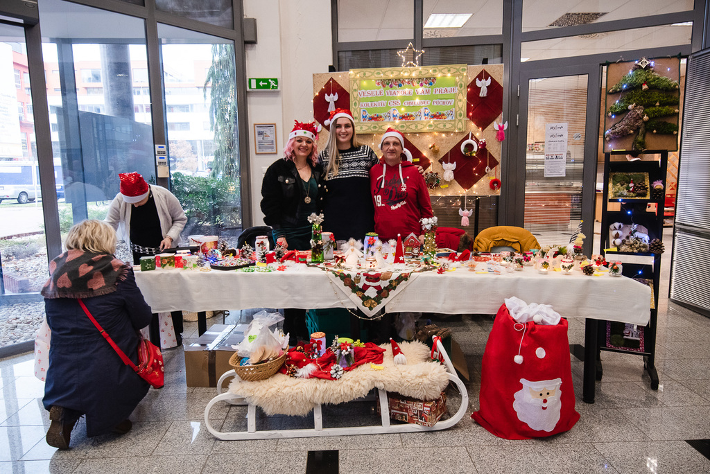 Príďte, neoľutujete. Trenčianska župa pripravuje vianočné trhovisko v teple a suchu