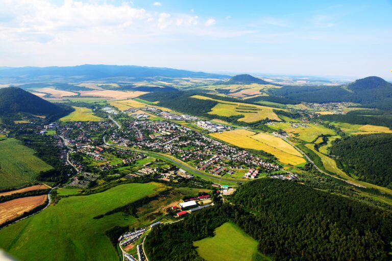 Vo Veľkom Šariši vyrobia až 600 domov ročne a zamestnajú 300 ľudí