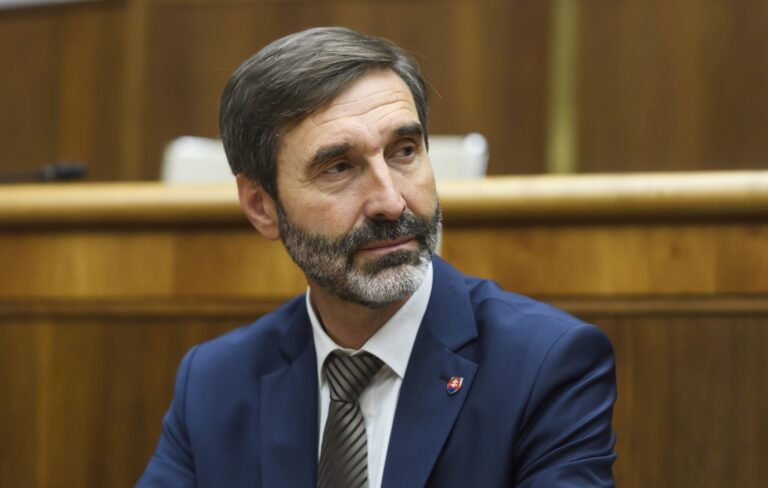 Rezort diplomacie chce zintenzívniť spoluprácu v oblasti ochrany detí a mládeže v zahraničí.