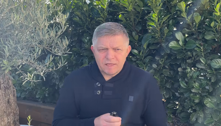 Fico: Markíza, Denník N, SME a Aktuality sú nepriateľské médiá. V tomto duchu vydám pokyny na úrade vlády