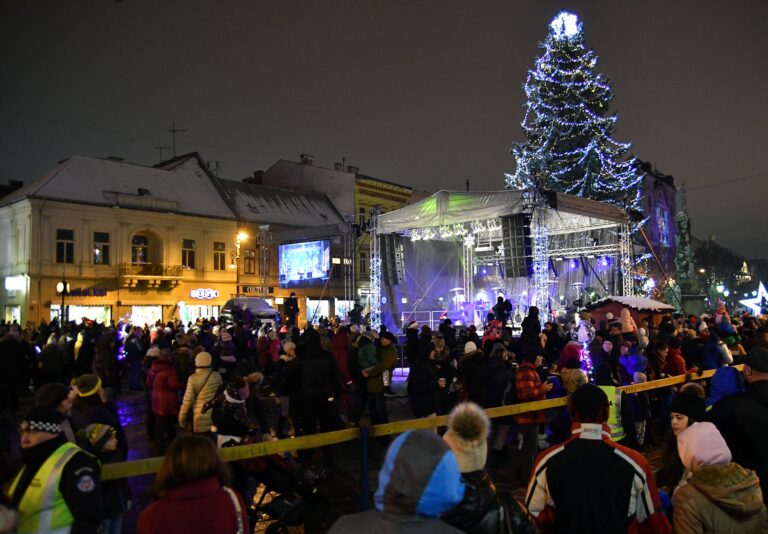 Košické rozprávkové Vianoce už v piatok: Košice sú jediné mesto, ktoré si z výťažku za primátorský punč nenechá ani cent
