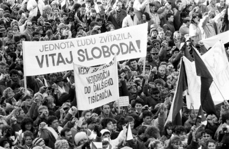 November 1989: Bratislava bude spomínať na ťažkú cestu za slobodou