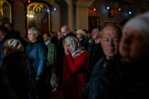 Napätie medzi pravoslávnymi cirkvami na Ukrajine stúpa. Kto z toho ťaží?