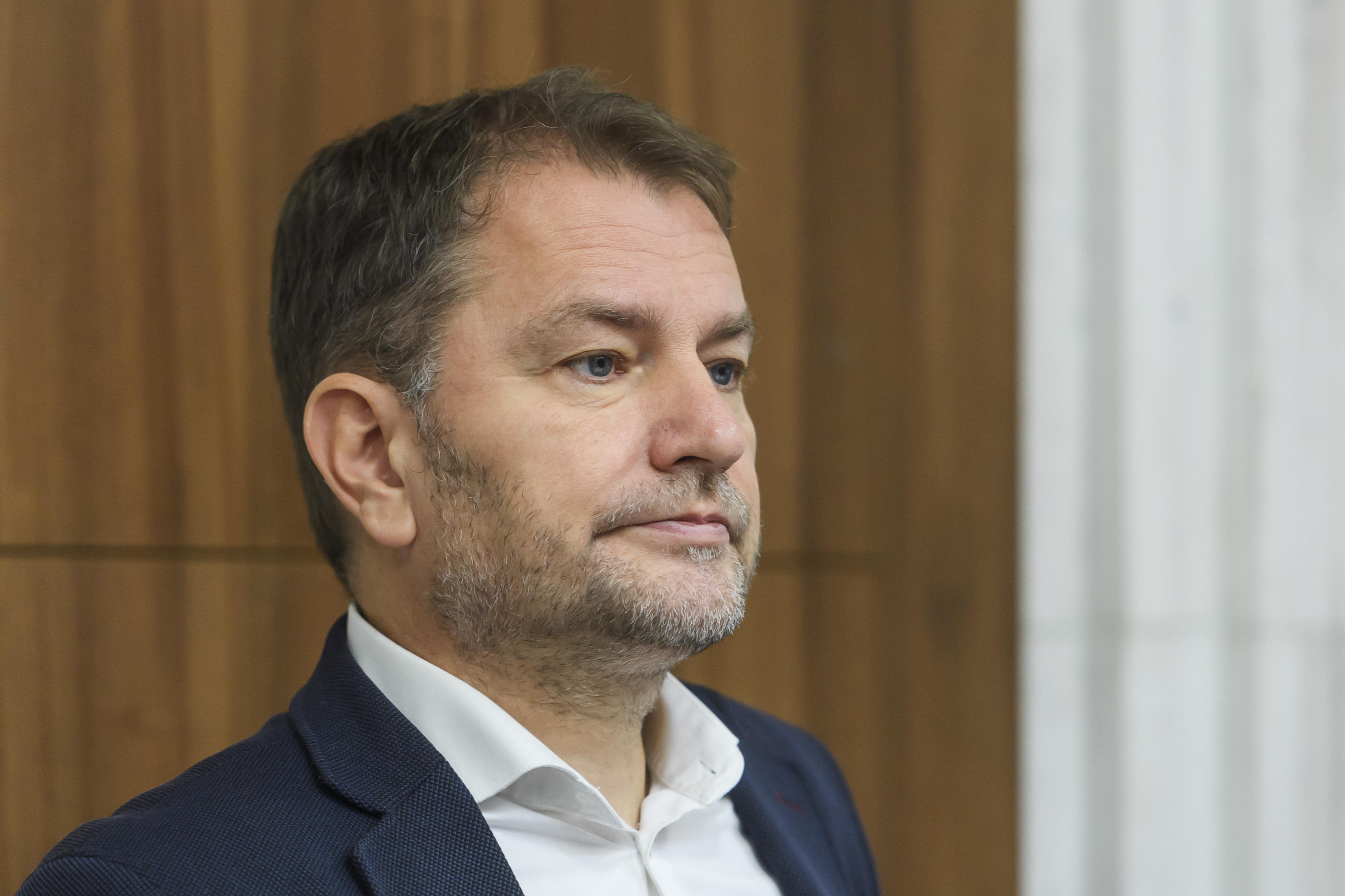 Hnutie Slovensko podáva podnet pre nákupy rukavíc ministerstvami obrany a vnútra
