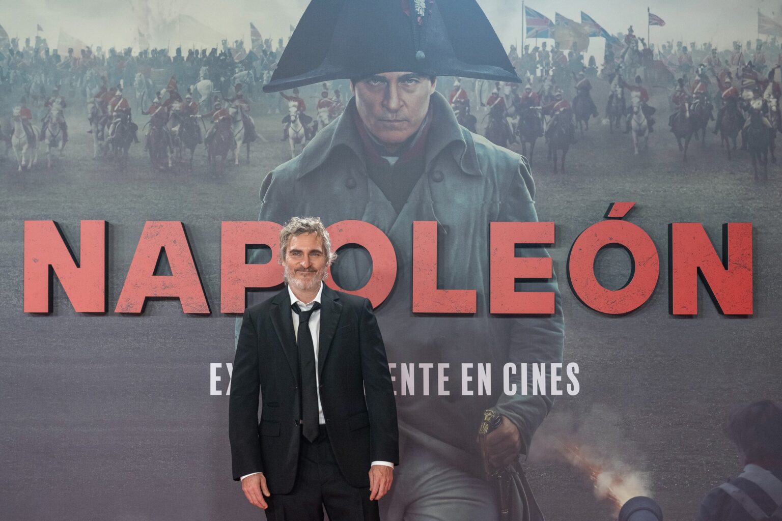 Predstaviteľ cisára Napoleóna Joaquin Phoenix. Foto: Napoleon/FB
