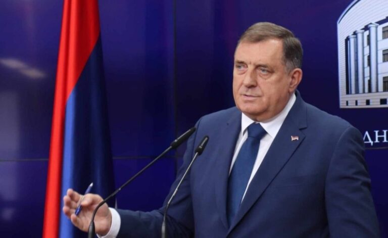 Líder bosnianskych Srbov sa vyhráža blokovaním vlády v Sarajeve