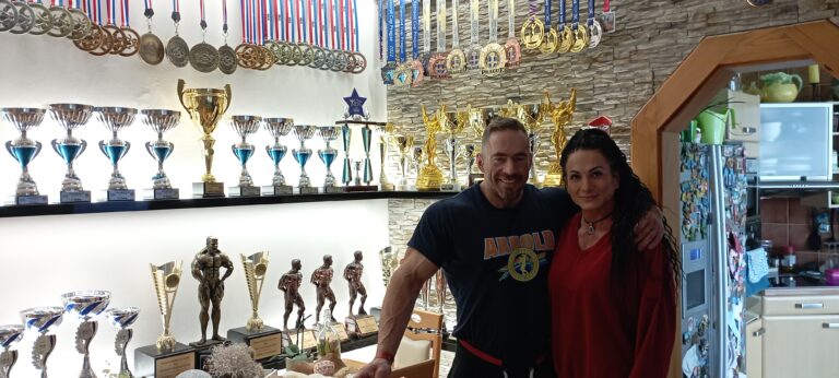 Ukradnuté medaily a prísny režim. Manželský pár sa podelil o príbehy zo sveta profesionálneho bodybuildingu