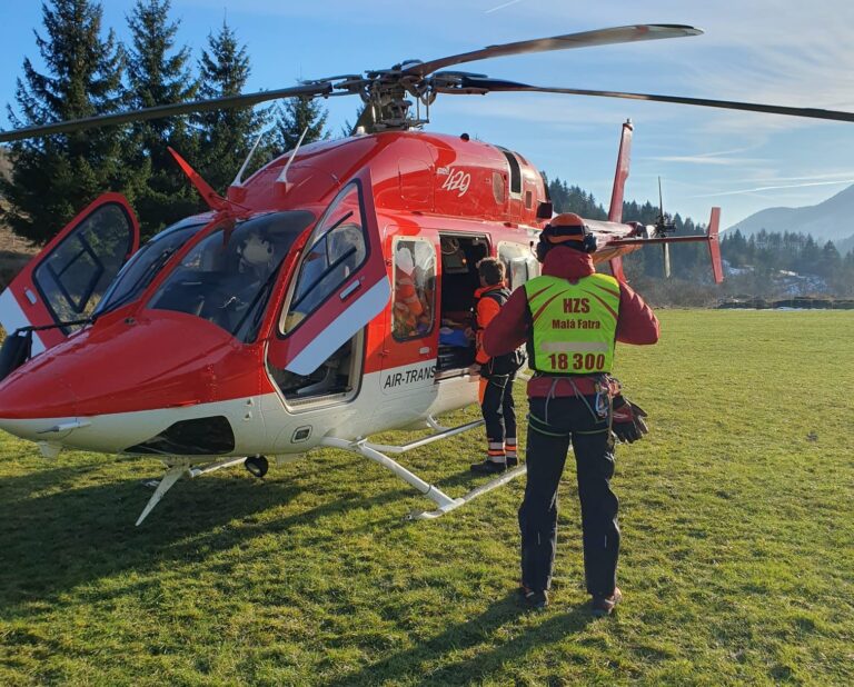 Dve maďarské turistky zablúdili v Slovenskom raji. Museli im pomáhať horskí záchranári