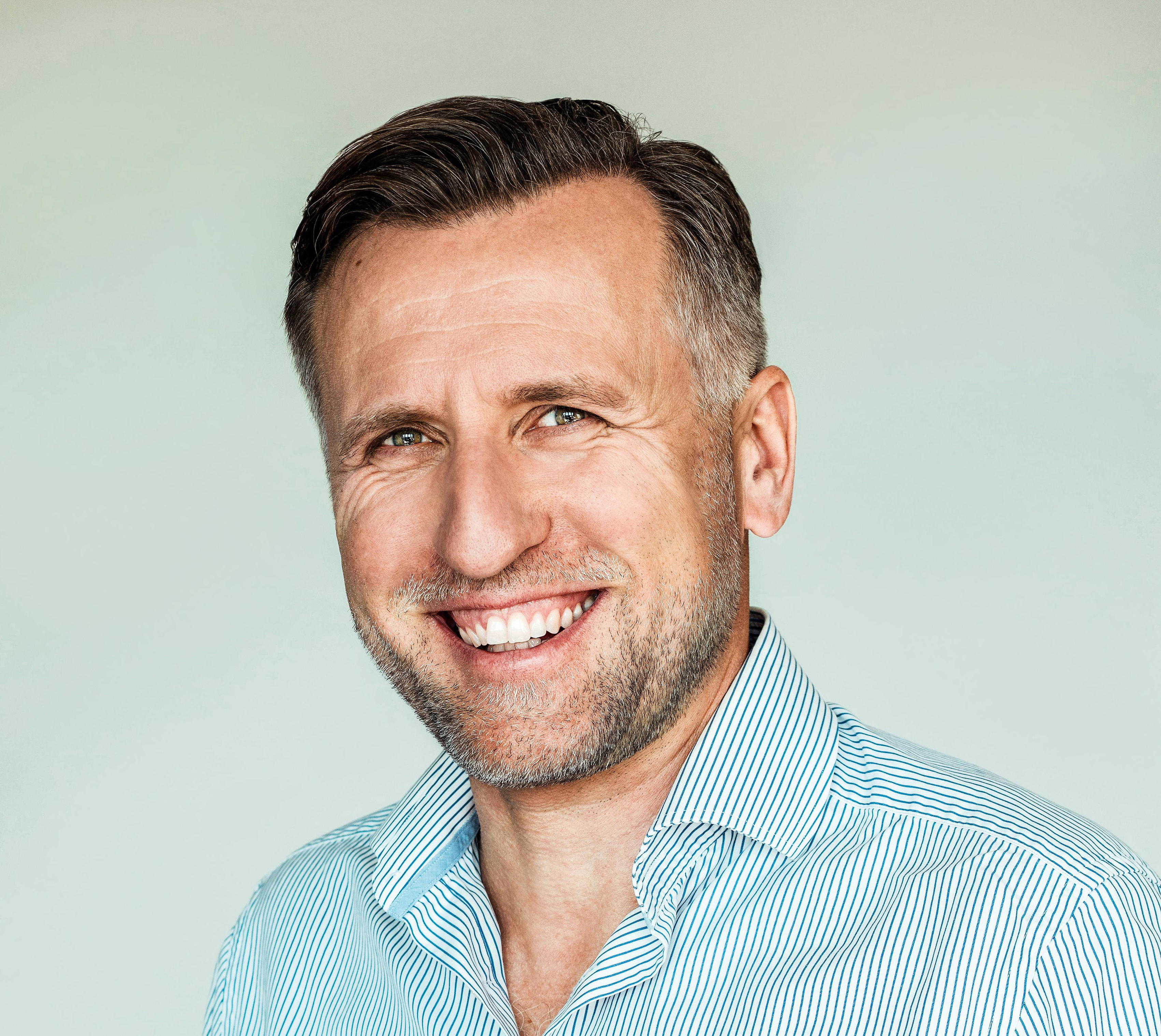 Odchádzajúci poslanec Winkler: Primátor Vallo zadlžil Bratislavu a vyhlásil svätú vojnu motoristom v meste