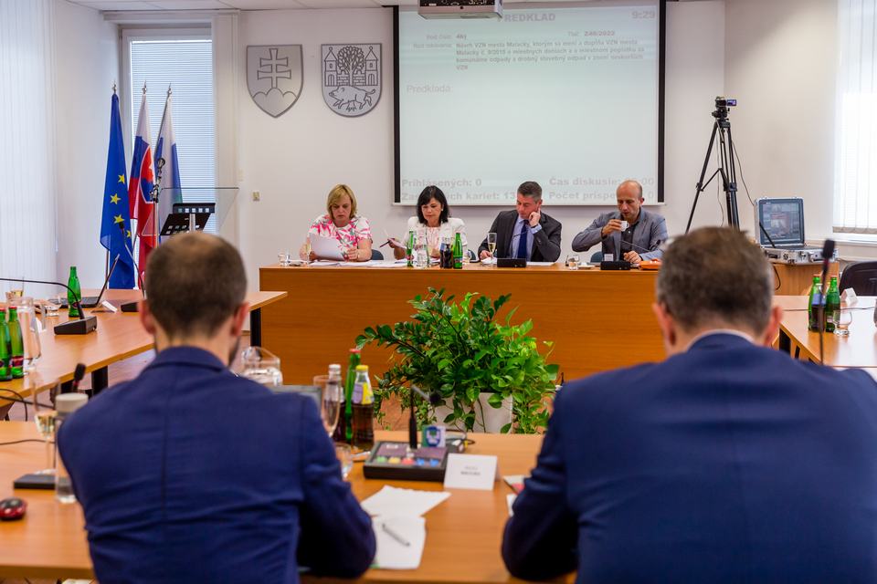 Malacky zvýšili daň z nehnuteľností. Koľko si od nového roka priplatíte?