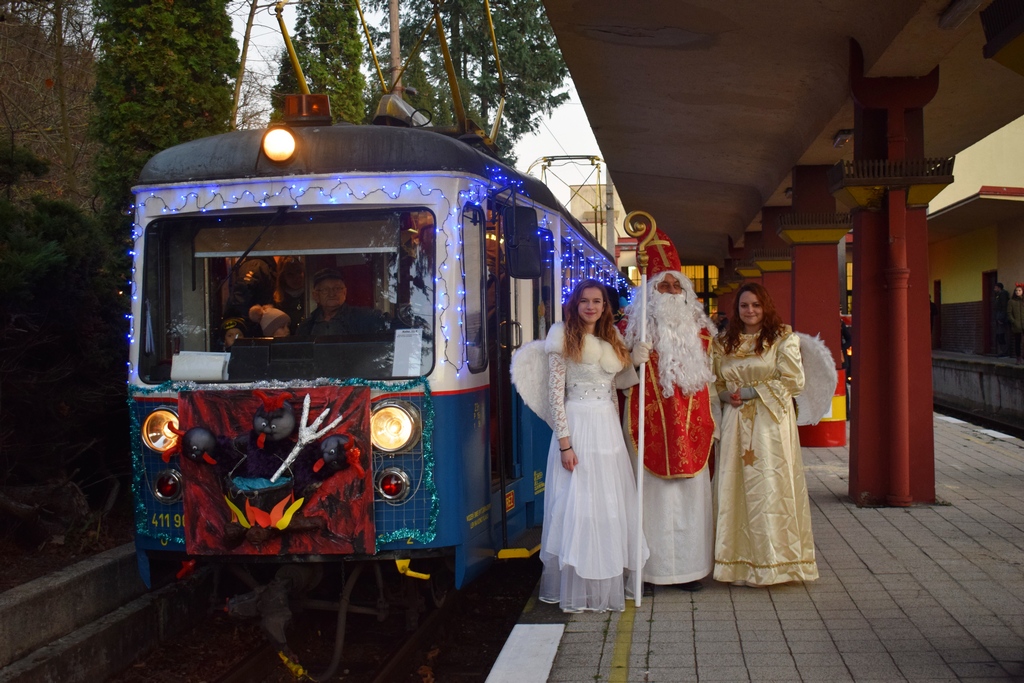 Obľúbená električka vyrazí v sobotu na tradičnú Mikulášsku jazdu