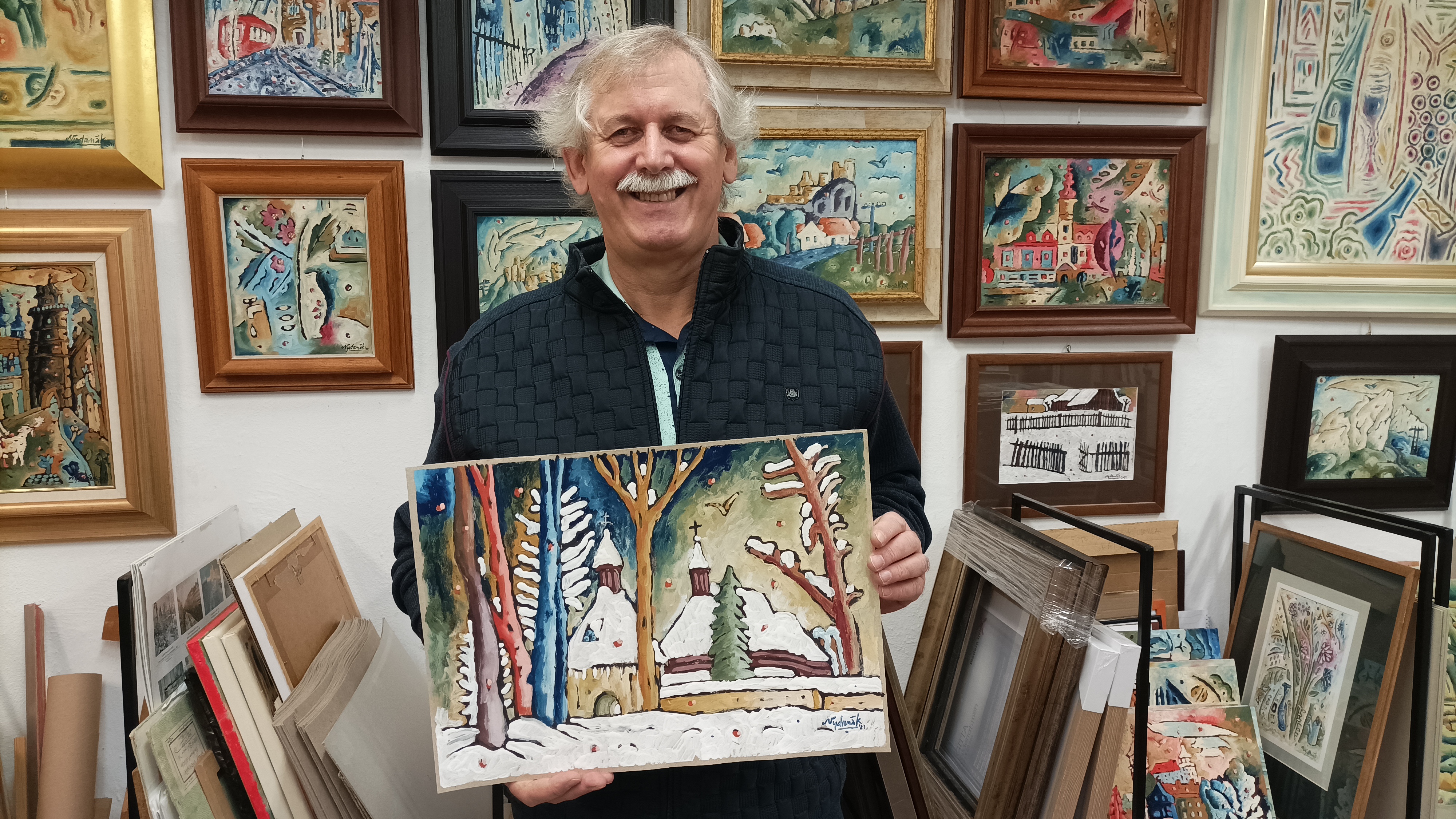 VIDEO: Oddychujem až po Vianociach, tvrdí výtvarník Jozef Vydrnák