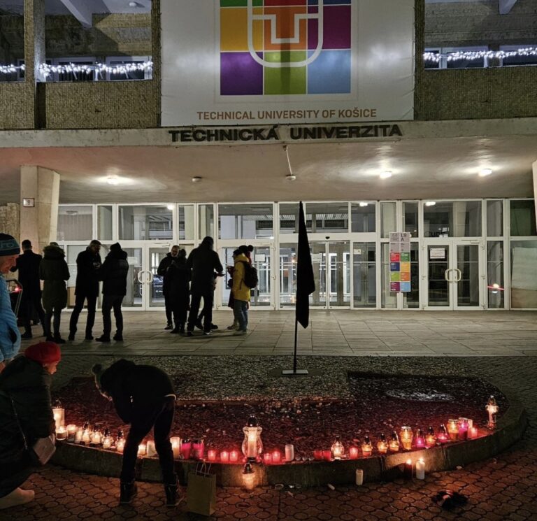 Obete pražskej tragédie si uctili aj v Košiciach