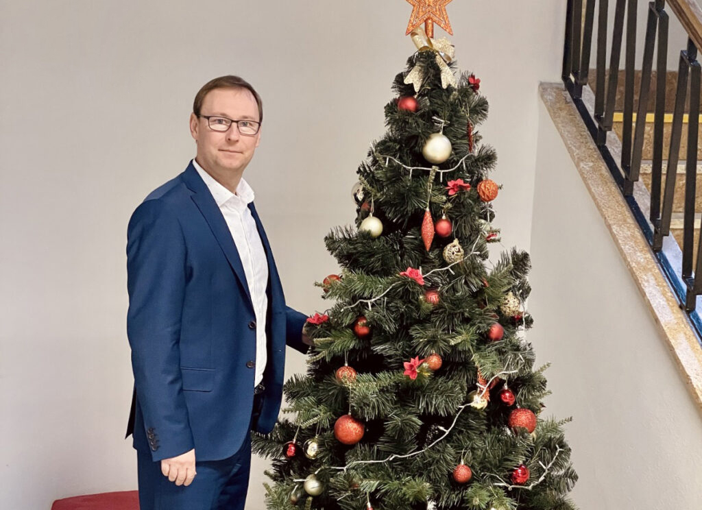 Rektor Trenčianskej univerzity bude cez sviatky v kruhu najbližších, no plniť si bude aj pracovné povinnosti