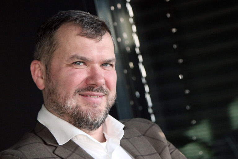 Karas: KDH nepodporí zmenu ústavy, ak neprejdú jeho pozmeňujúce návrhy