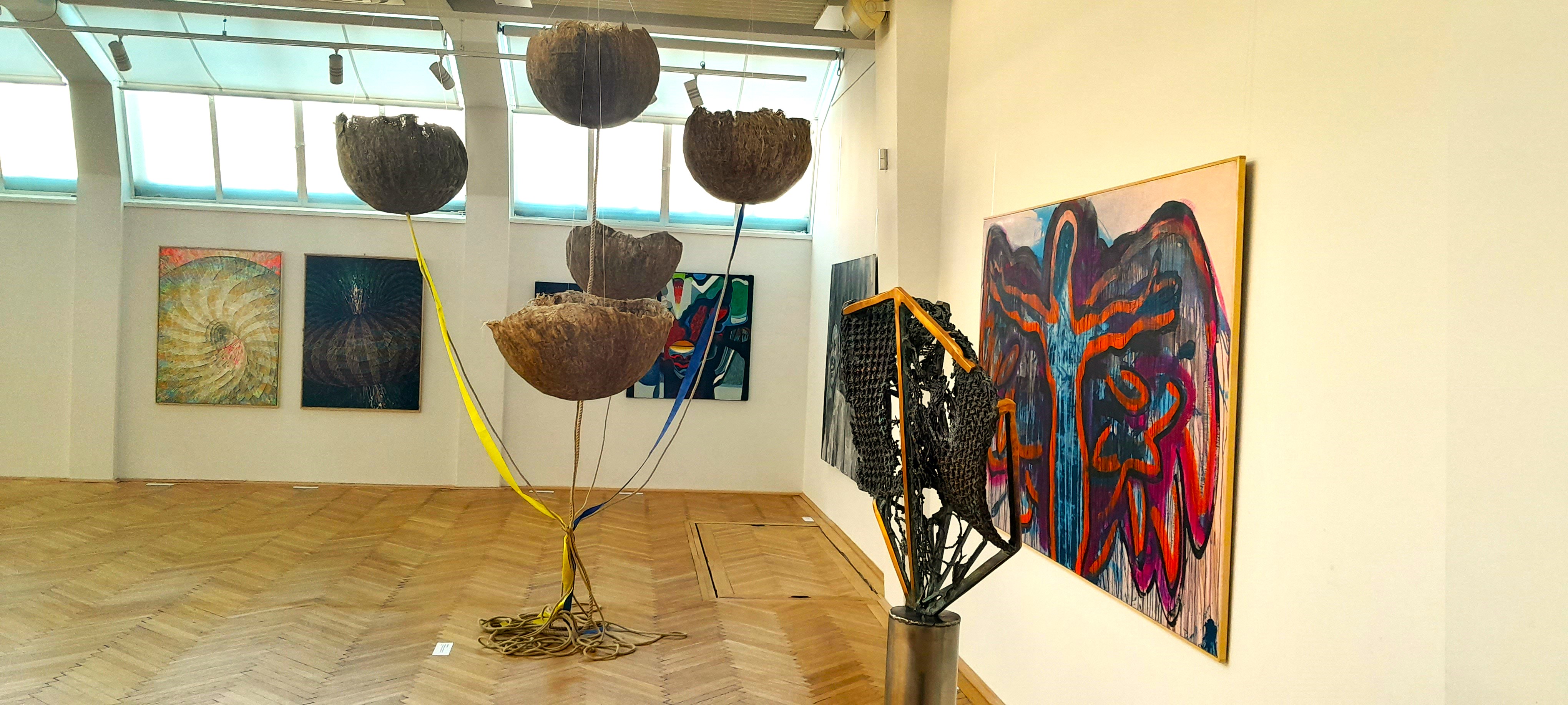 Chcete vidieť práce slovenských umelcov? Navštívte X. Bienále voľného výtvarného umenia