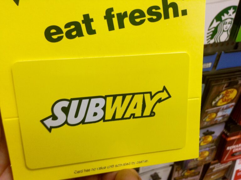 Známa sieť rýchleho občerstvenia Subway naďalej pôsobí v Rusku