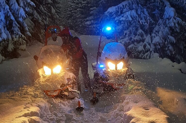 Dráma na horách: Skialpinista sa stratil, pri telefonáte so záchranármi sa mu vybil telefón