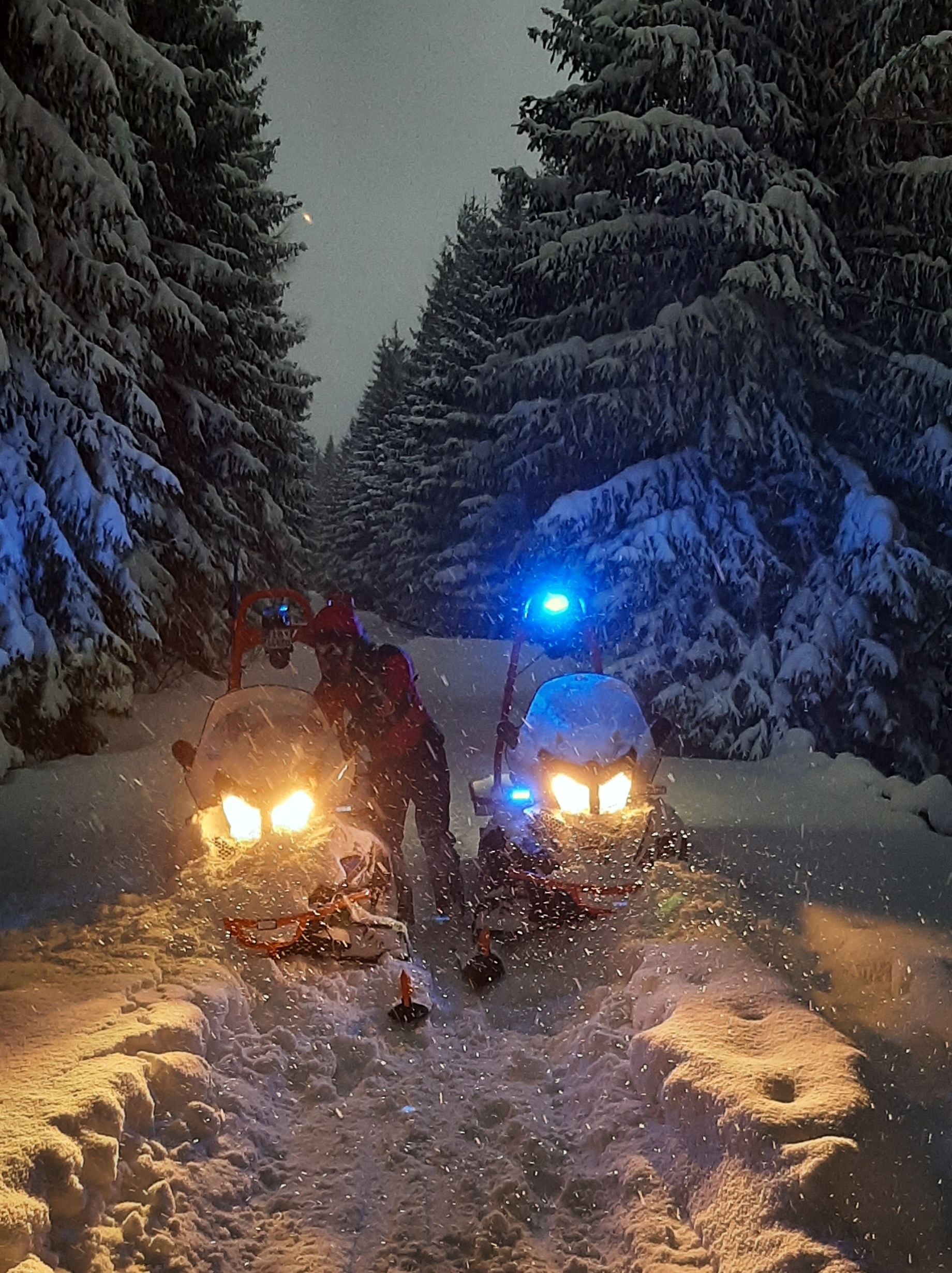 Dráma na horách: Skialpinista sa stratil, pri telefonáte so záchranármi sa mu vybil telefón