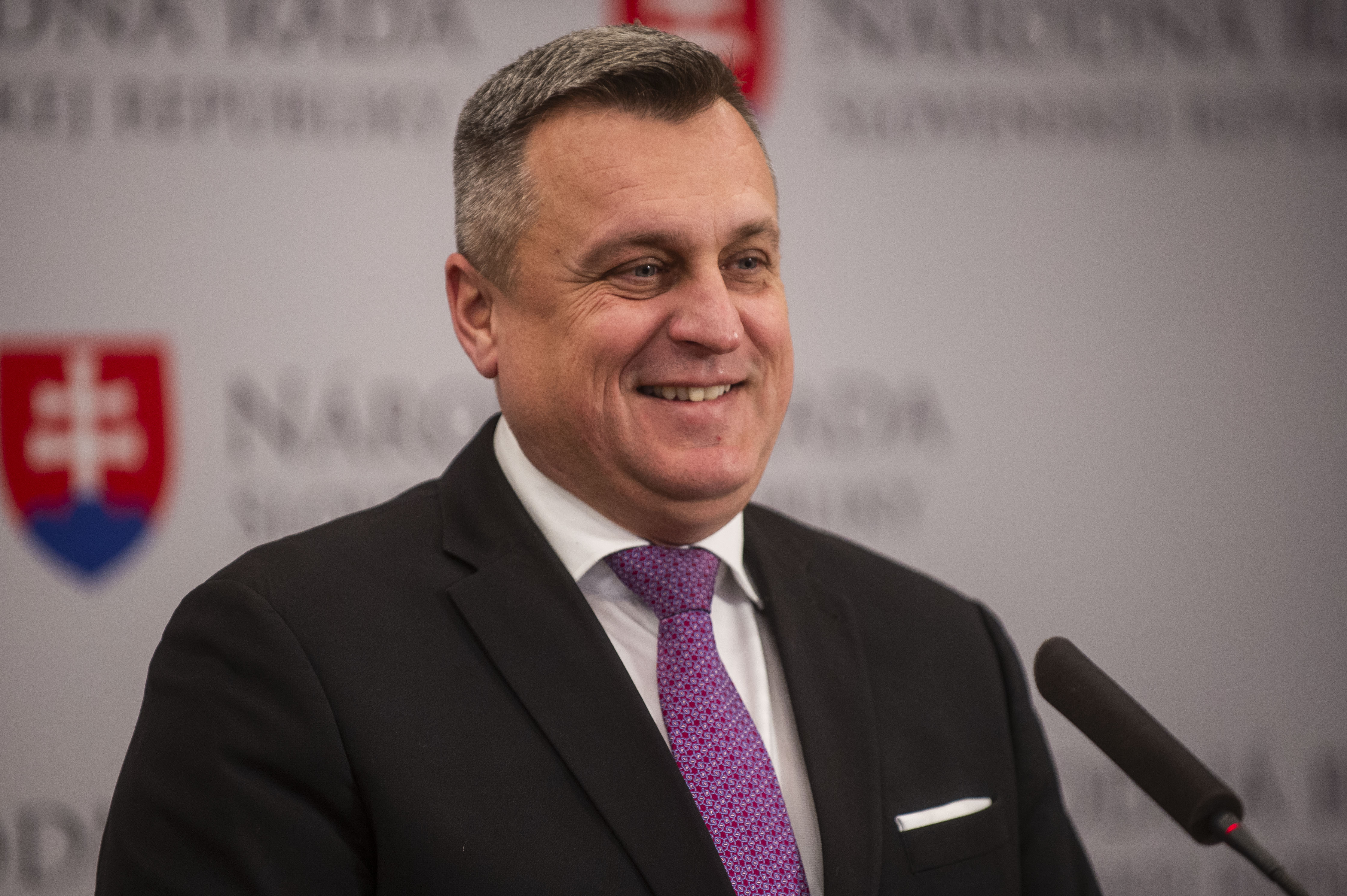 Danko ide proti prúdu. Chce oslabiť váhu krúžkov vo voľbách