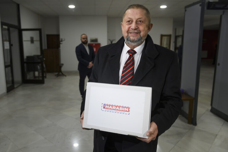 Ak Štefan Harabin nepostúpi do druhého kola prezidentských volieb, povie svojim voličom, „aby zostali doma“