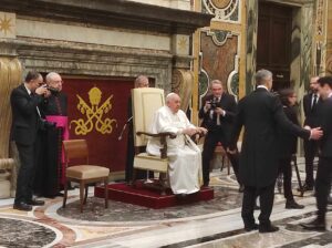 František po stupňujúcej sa kritike ubezpečuje: nežehnáme zväzok, ale osoby