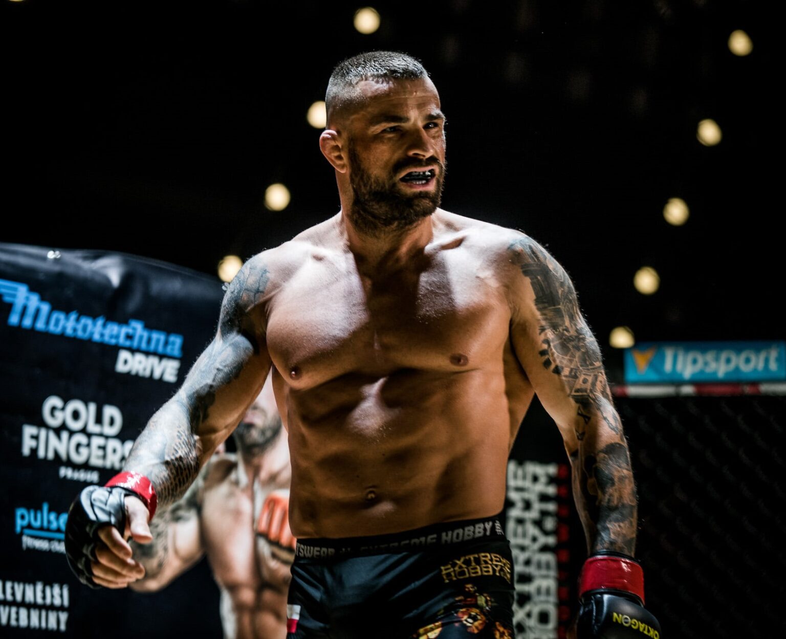 Český zápasník MMA  Karlos Vémola má v kinách dokumentárny film o svojom živote. Foto: MMA UK