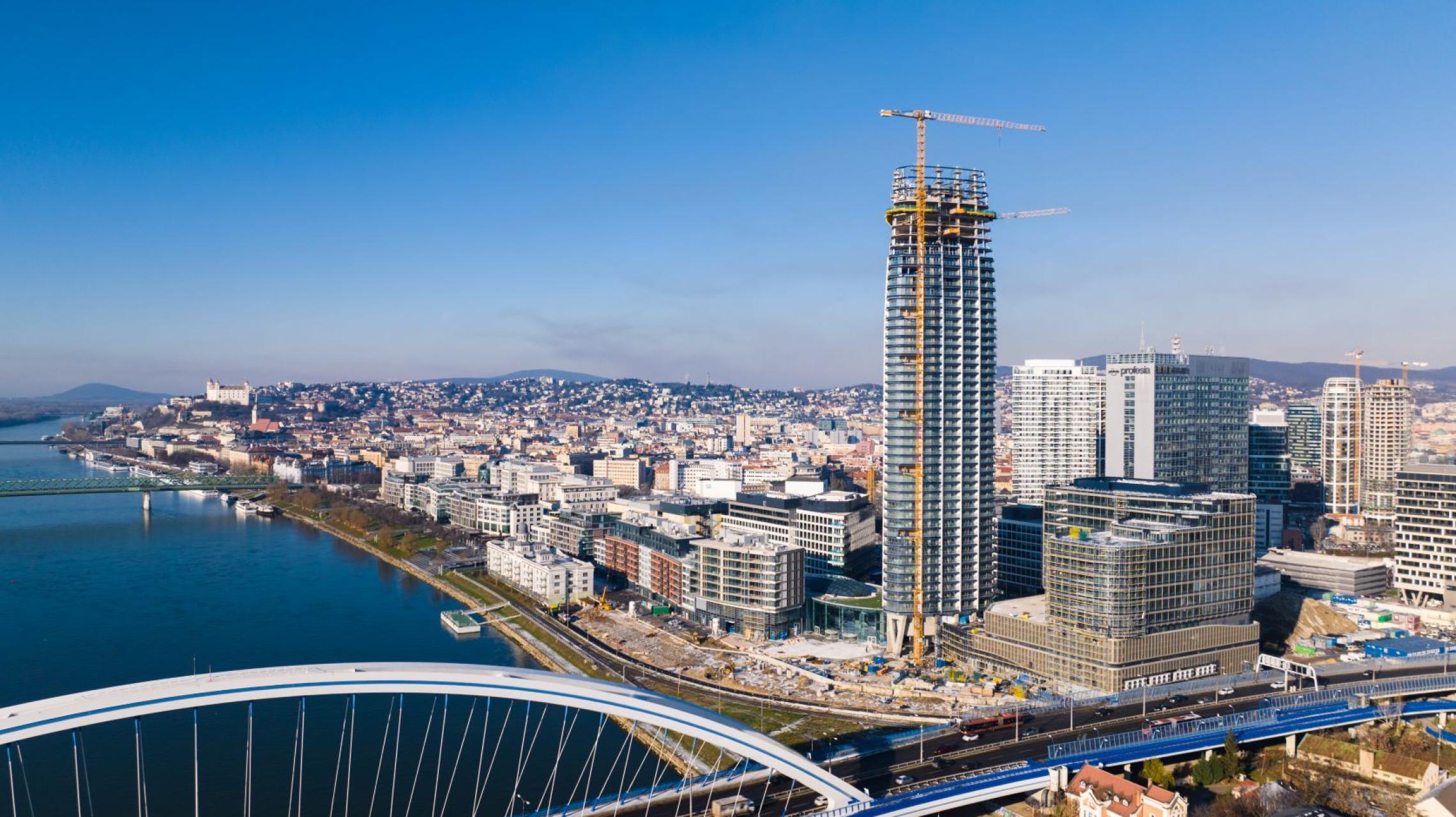 Pri Moste Apollo zvažujú developeri postaviť dva mrakodrapy