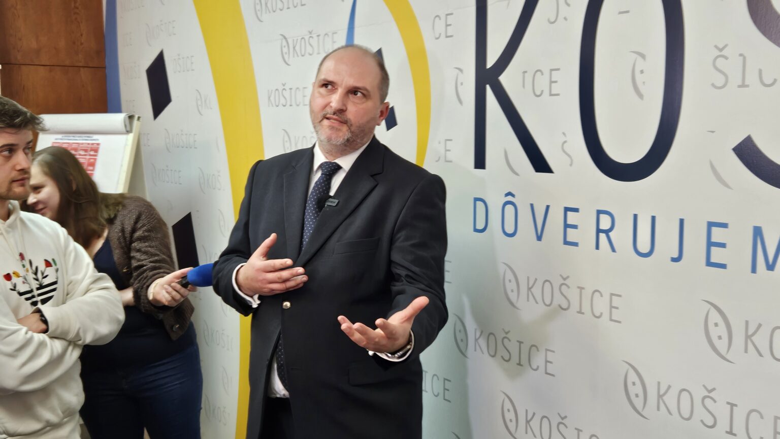 Primátor nepodpísal väčšinu uznesení z MsZ, ktoré iniciovali poslanci. Foto: Boris Macko