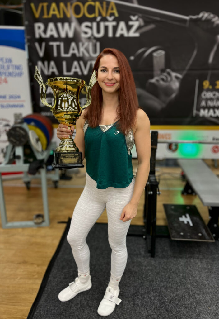 Video: epidémia obezity sa začala s vynálezom stoličky a monitoru, hovorí majsterka sveta