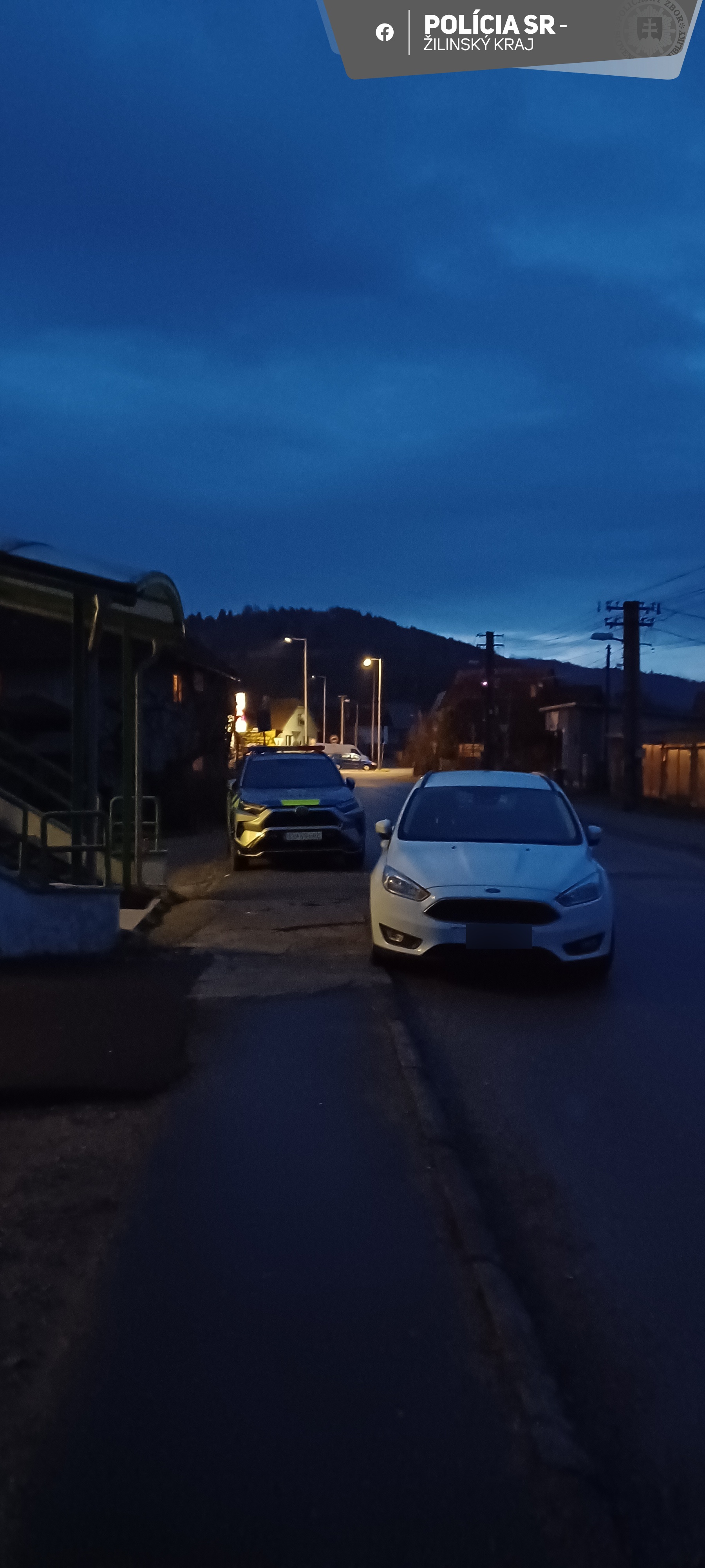 Kuriózny prípad. Opitý vodič sa udal sám a zavolal na seba policajtov