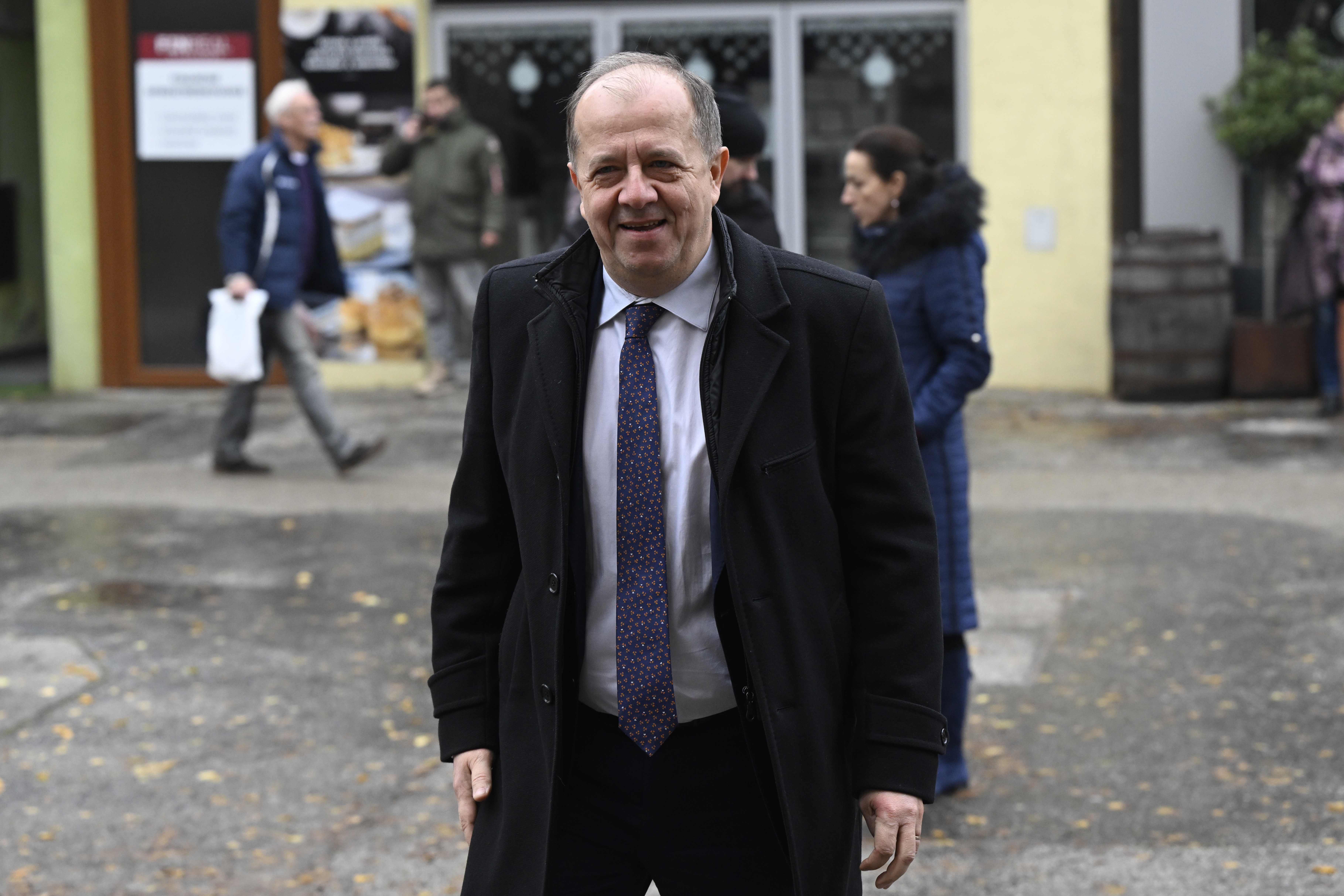 Richard Rybníček čelí kritike za status o futbalovom rozhodcovi. Taký úbohý človek, napísal