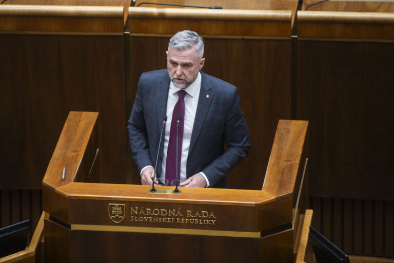 Ústavný súd rozhodol o pozastavení účinnosti zákona, ktorý ešte nevstúpil do platnosti, pripomenul Gašpar