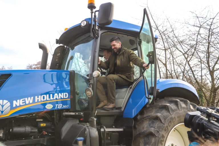 Takáč podáva trestné oznámenie na farmárov