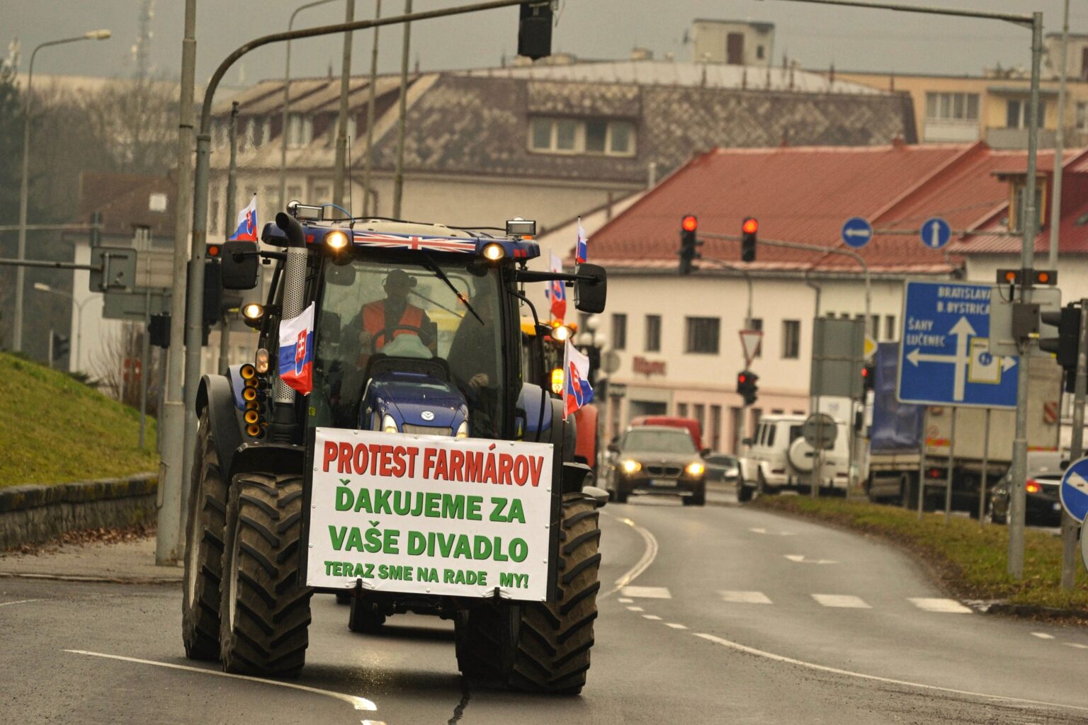 Záber z protestu farmárov, ktorý sa uskutočnil 19. februára pod záštitou Združenia mladých farmárov na Slovensku. Foto: FB/Tomáš Bertha/Združenie mladých farmárov na Slovensku - ASYF