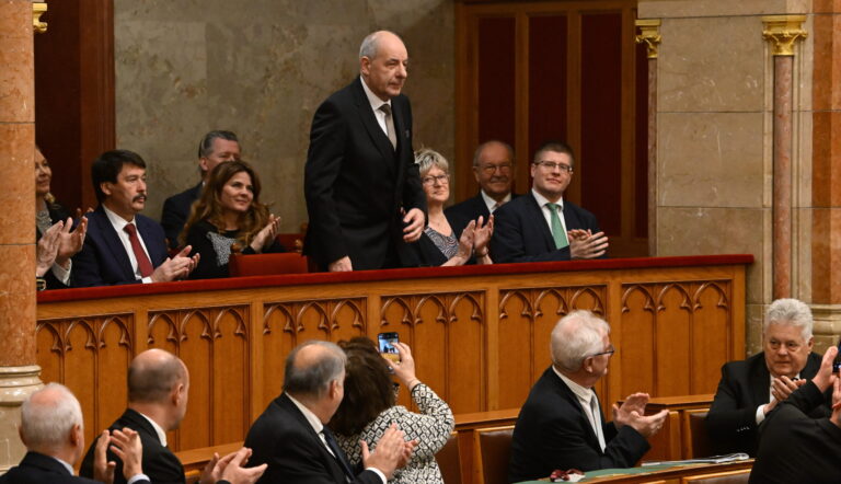 Maďarský parlament zvolil v pondelok za prezidenta Tamása Sulyoka