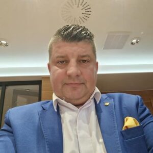 Po prešovskom poslancovi Rudolfovi Dupkalovi bolo vyhlásené pátranie. Nakoniec sa polícii prihlásil sám