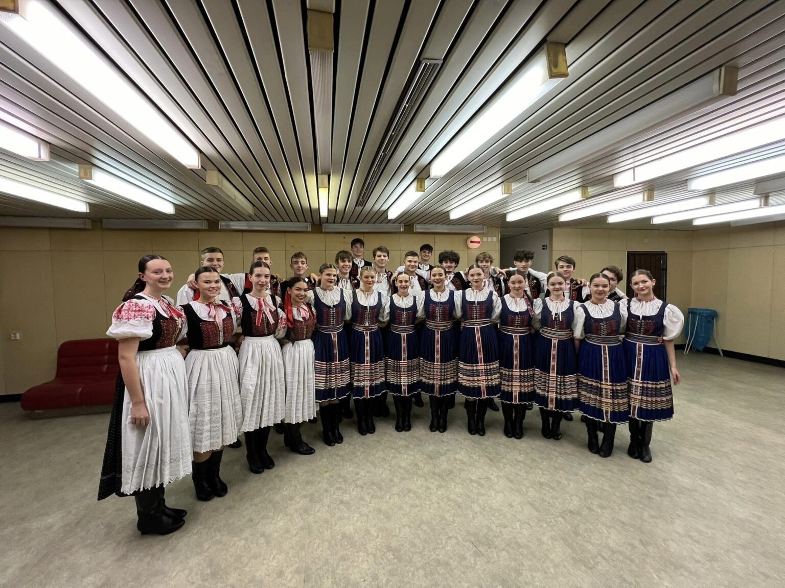 Folklórny súbor Trenčan oslávi 75. výročie svojho vzniku. Kde všade súbor bol a ako skončili jeho bývalí členovia? Foto: FS Trenčan/Facebook