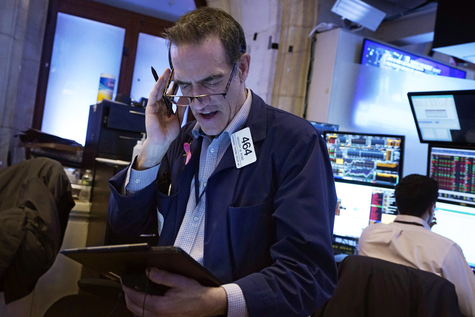 Burzový maklér na Wall Street. Foto: TASR/AP