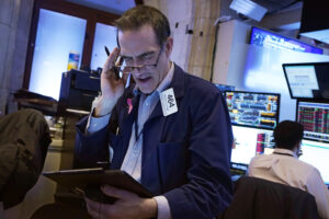 Recesia v americkej ekonomike? V poslednom roku zarobili optimisti