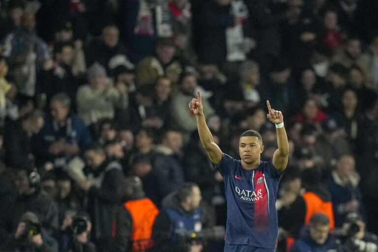 Mbappe podpísal päťročný kontrakt s Realom Madrid