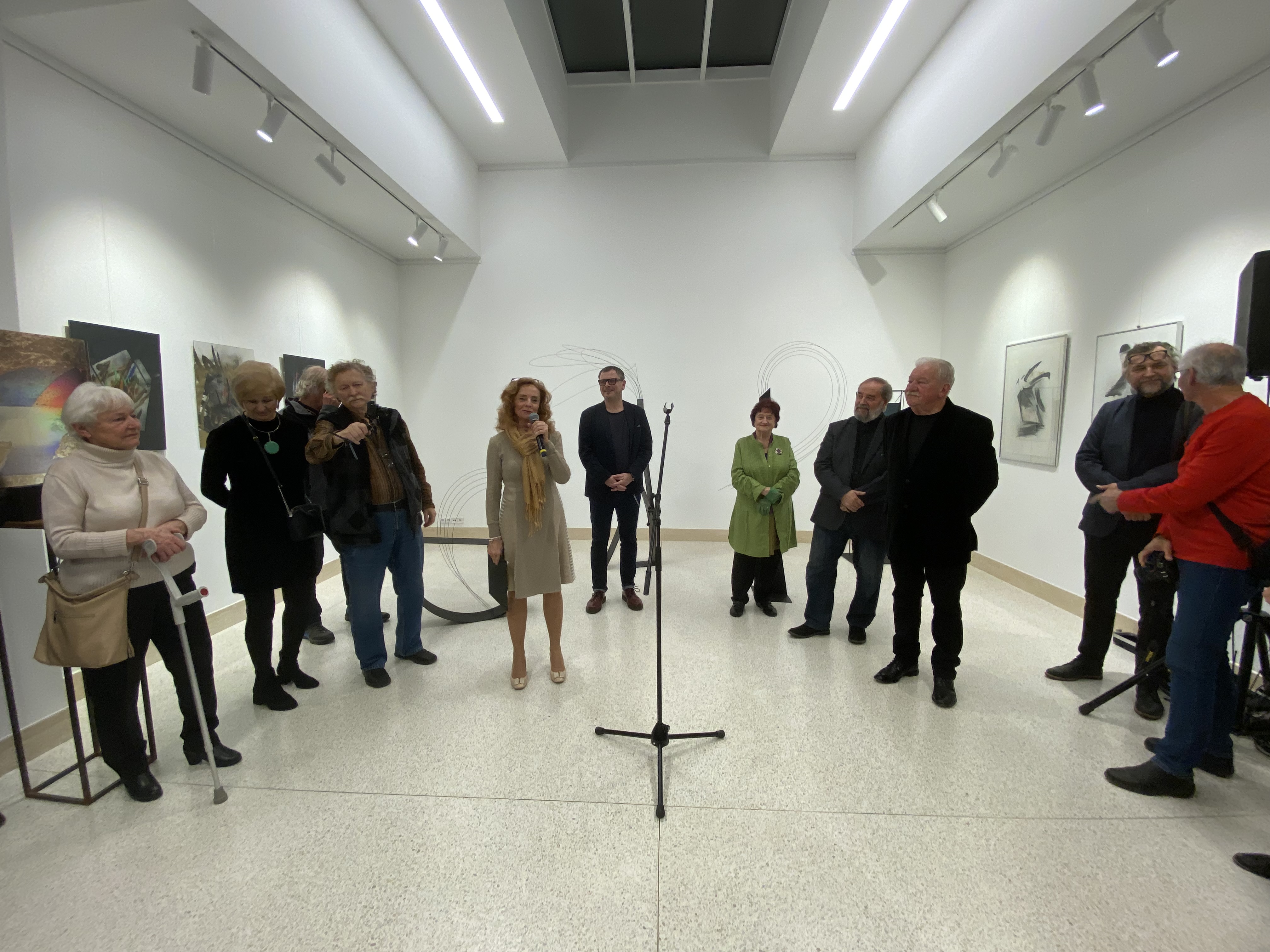 VIDEO: Unikátna tvorba Petra Lehockého prilákala do Trenčína množstvo fanúšikov umenia