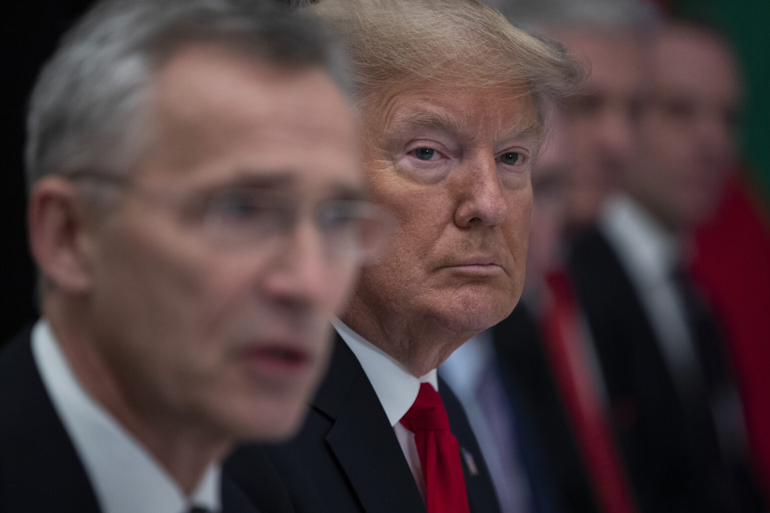Jens Stoltenberg a Donald Trump. Foto: TASR/AP