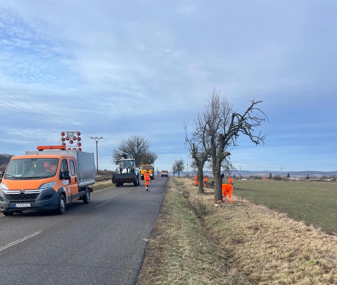 Banskobystrickí krajskí cestári: Kedy nebudú realizovať opravy a údržbu na cestách 1. triedy?