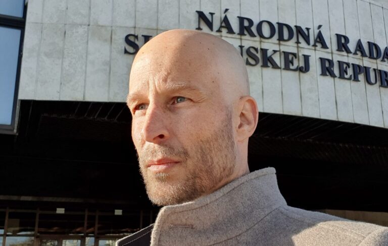 Erik Tomáš: Hellebrandt ohrozil až sedem zdravotníkov