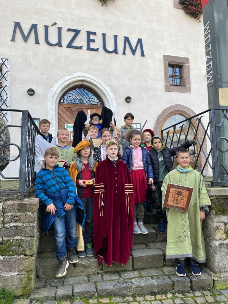 Kremnica: Múzeum mincí a medailí pripravilo pre prázdninujúce deti sériu tvorivých aktivít