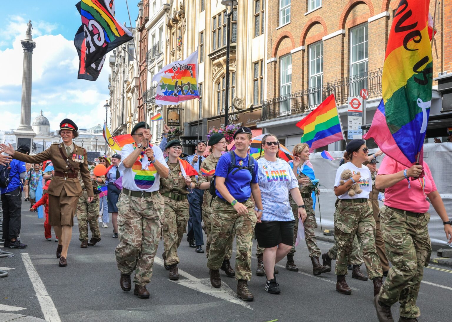 Príslušníci britskej armády na Pride v Londýne v roku 2023. Foto: Profimedia.sk